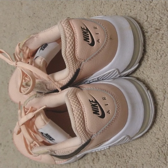 Nike sneakers - Picture 3 of 4